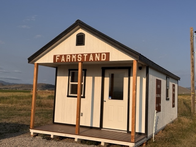 Mid Valley Farm farmstand